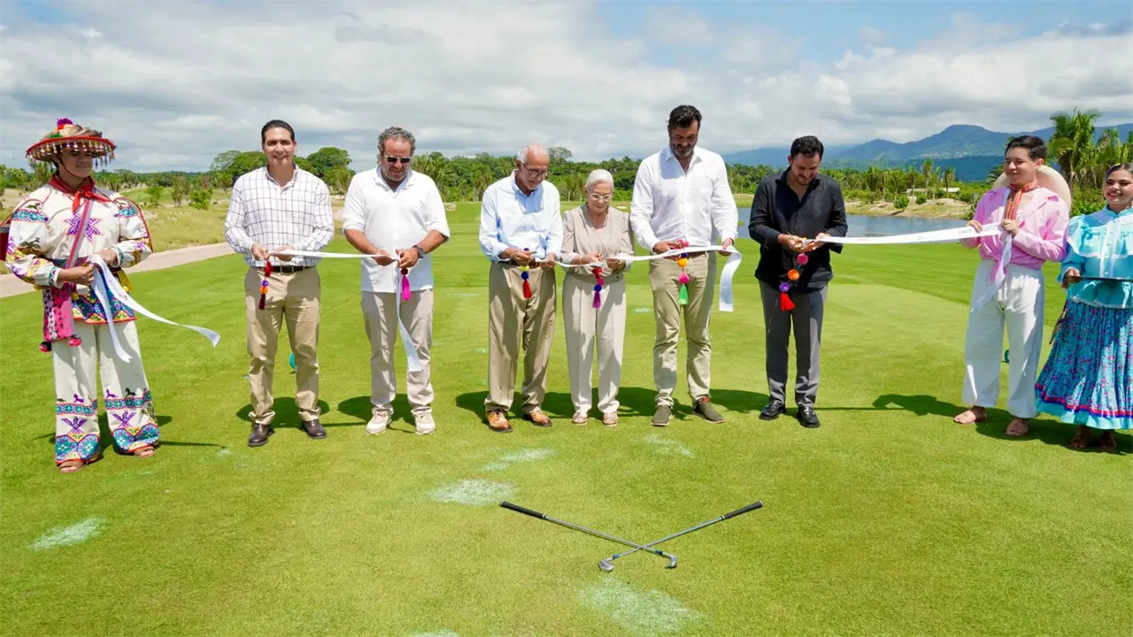 Inauguración del nuevo campo de golf. Foto: Cortesía.