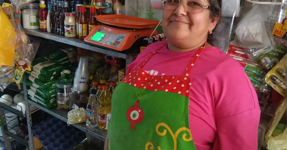 Doña Caro tiene una historia de éxito detrás de su tienda de abarrotes en Culiacán