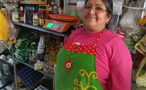 Doña Caro tiene una historia de éxito detrás de su tienda de abarrotes en Culiacán
