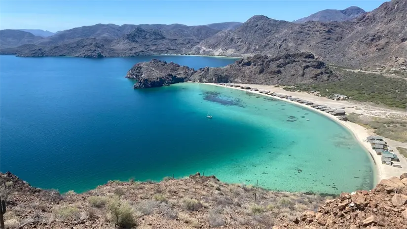 Déjate enamora por la playa virgen El Burro. Foto: Cortesía