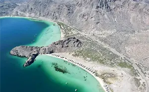 El islote en forma de ballena con playas vírgenes en Baja California Sur, un destino imperdible