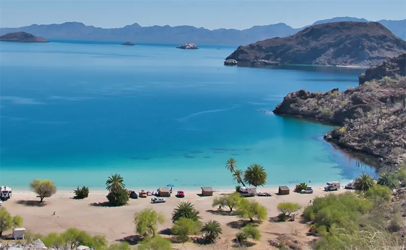 La playa El Coyote también es ideal para relajarse y disfrutar de la belleza natural. Foto: Cortesía