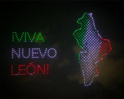 Adiós a los cohetes, así se vivió el show de drones del 15 de septiembre en Monterrey