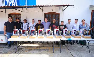 Emprendedores y microempresarios de Concordia son beneficiados con Equipa Sinaloa