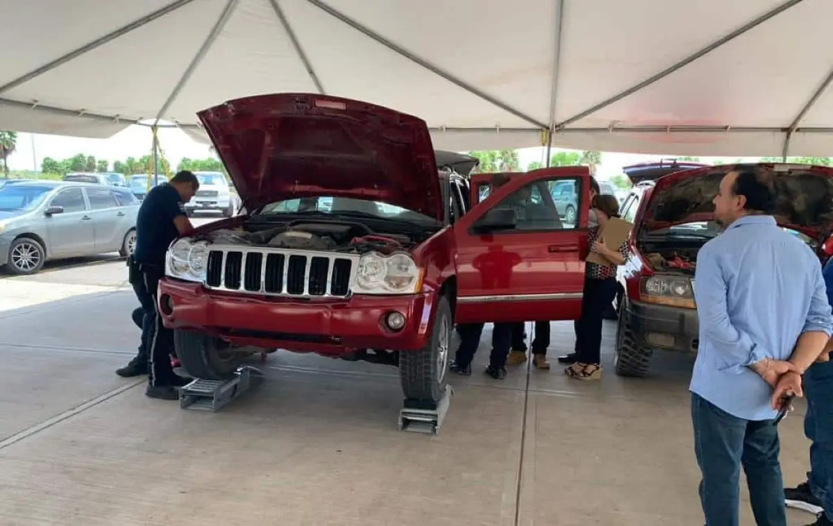 Los detalles del proceso para regularizar autos chocolate en Durango. Foto: Cortesía