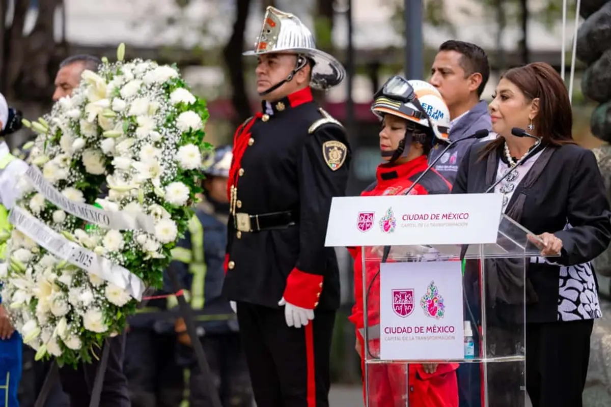 “Fue el pueblo quien salvó al pueblo”: Brugada honra a los héroes del 85 y 2017, y lanza plan de prevención para proteger a la capital.