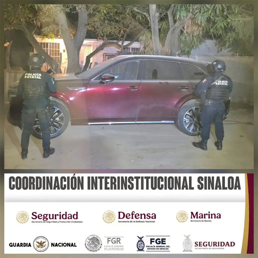 Camioneta Mazda CX-90 recuperada.