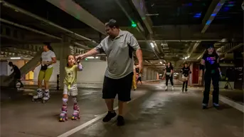 ¡Patinaje y buena vibra! Disco Roller llena de alegría y movimiento a familias en Culiacán