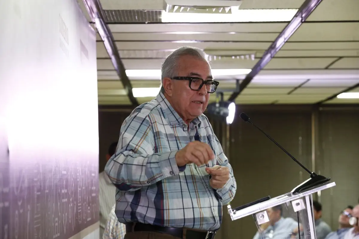 El gobernador Rubén Rocha Moya durante su Conferencia Semanera, donde adelantó el planteamiento que hará a la presidenta Claudia Sheinbaum