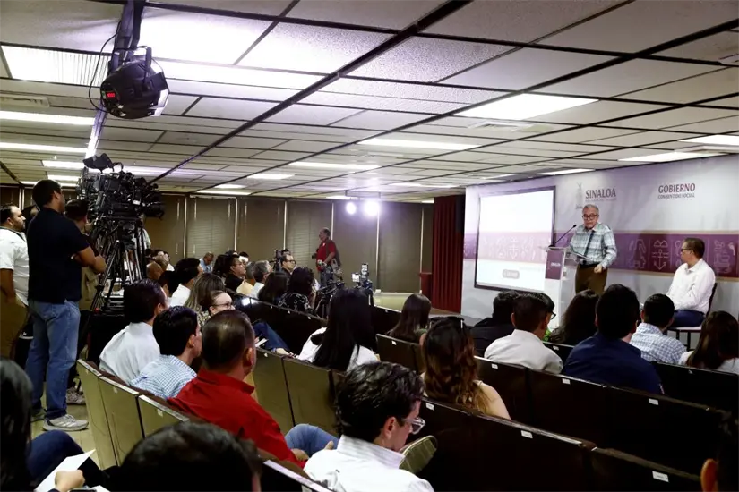 El programa ha permitido a propietarios de autos modelo 2015 y anteriores ponerse al día con un pago único de 6 mil pesos, según Rocha