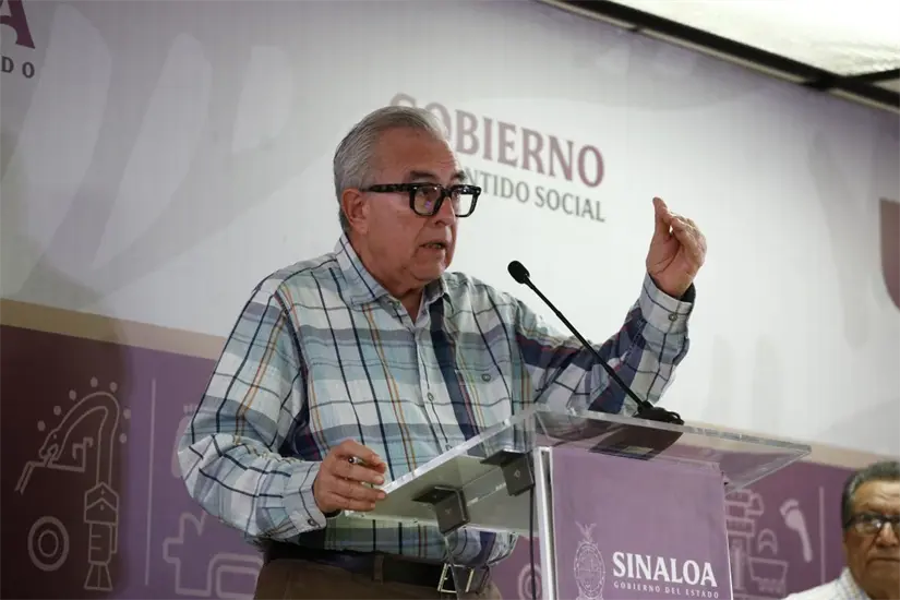 Ordena Rocha a su gabinete visitar Altata para impulsar la reactivación del puerto navolatense
