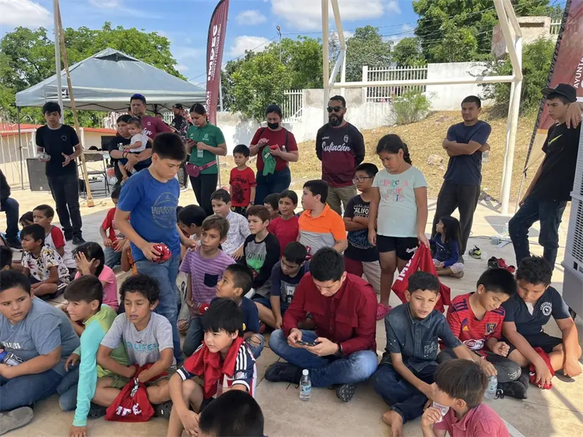 Vecinos de Culiacán agradecen jornada gratuita de salud, deporte y servicios comunitarios. Vecinos de Culiacán agradecen jornada gratuita de salud, deporte y servicios comunitarios. Foto: Ayuntamiento de Culiacán