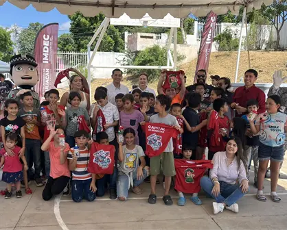 Atención médica, deporte y apoyos sociales llegan a la colonia Renato Vega Amador en Culiacán