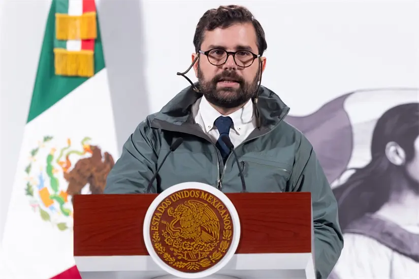 Alejandro Svarch, Director del IMSS BIENESTAR 