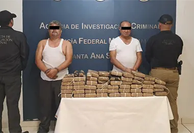 Narco en autobuses en la Carretera Federal 2: así hallaron compartimento con 50 paquetes de droga en Sonora