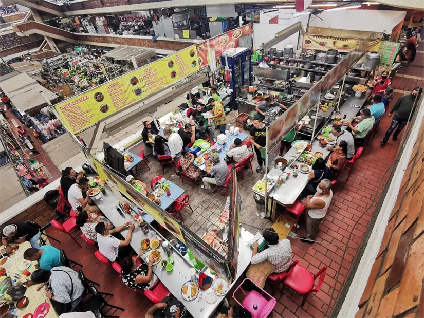 Este mercado se encuentra abierto todos los días de la semana. Foto: México desconocido. 