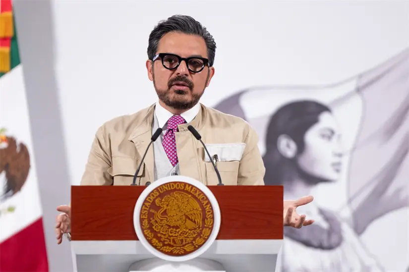  Zoe Robledo, director del IMSS