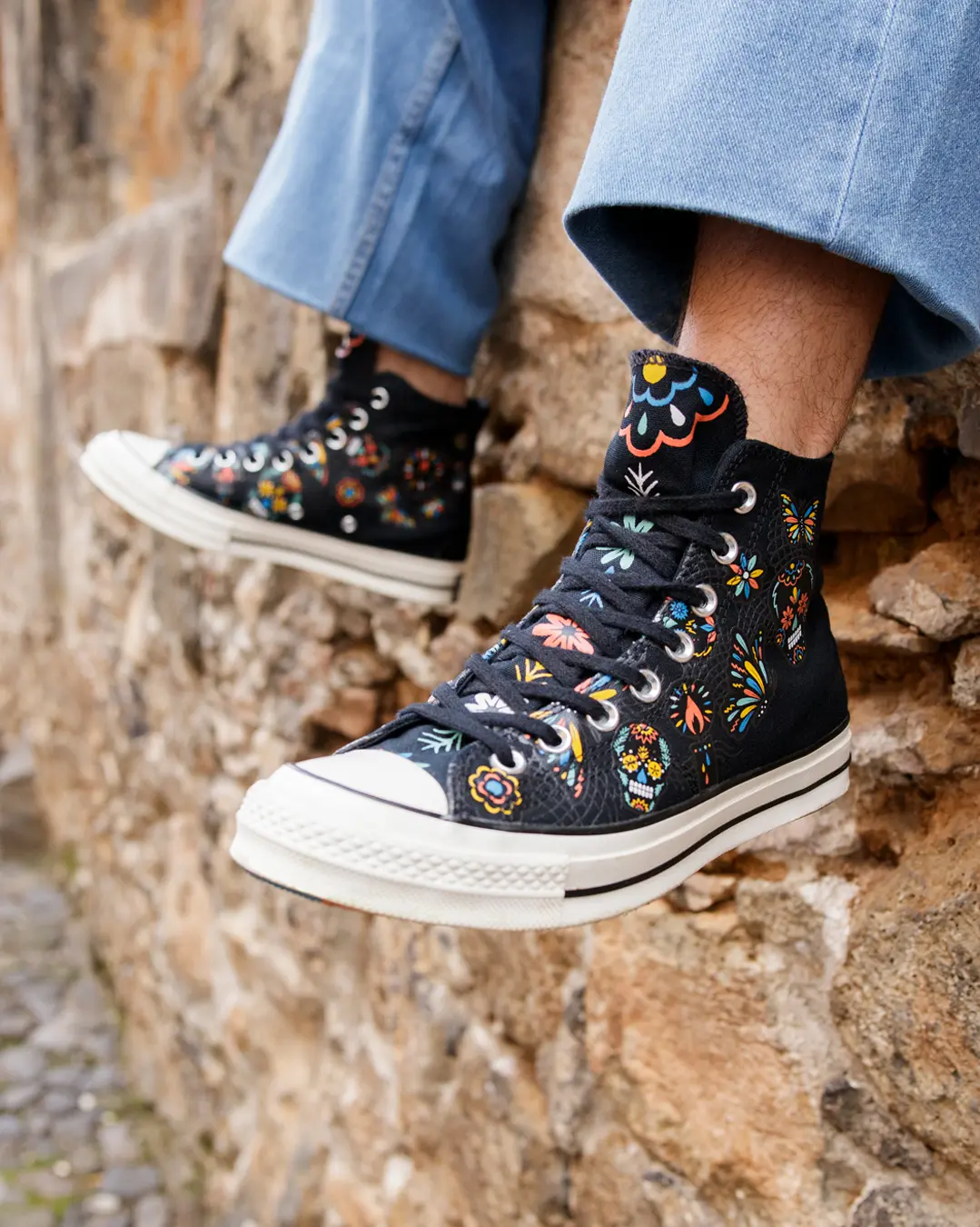Día de Muertos, mariposas y cempasúchil así luce la campaña de Converse en México