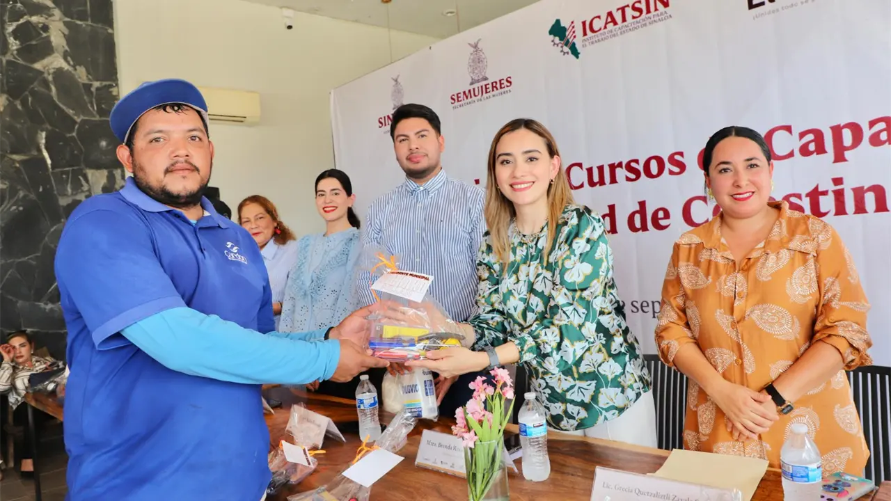 ICATSIN impulsa capacitaciones en Elota. Foto: Cortesía.
