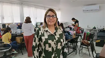 Leticia Duarte: la instructora de belleza que demuestra que nunca es tarde para aprender