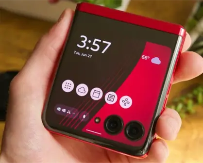 Moto Razr 60 Ultra: Elegancia, poder e innovación en tu mano