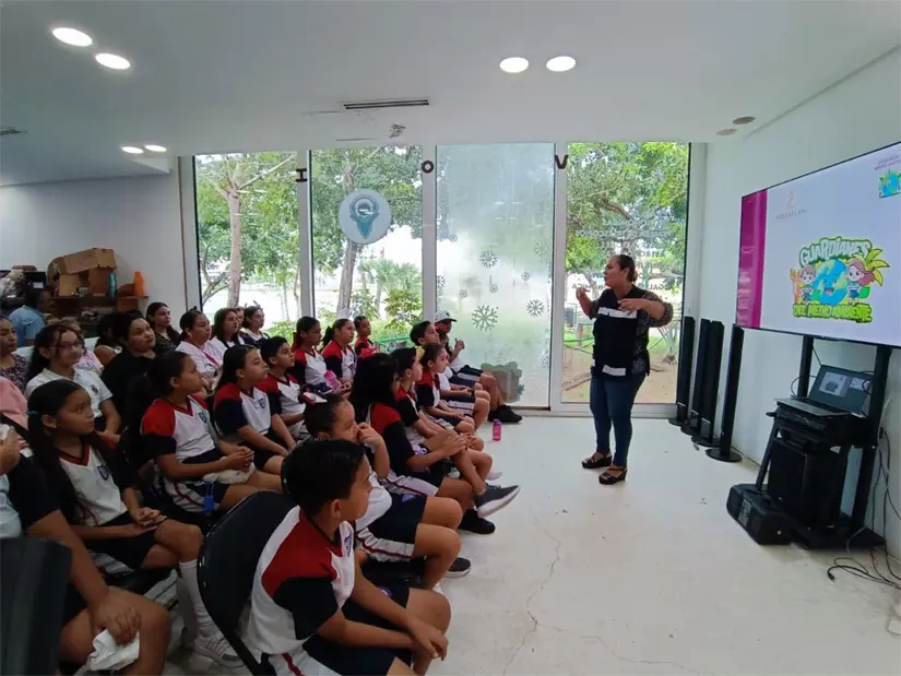Alumnos del Infonavit Jabalíes aprenden sobre humedales y bienestar animal