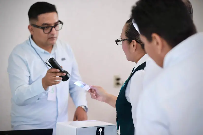 Hospital General IMSS-Bienestar Culiacán inicia credencialización de su personal de salud