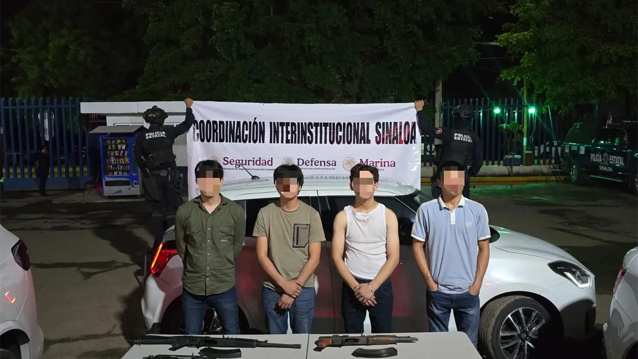 Operativo en Pedregal del Humaya refuerza la seguridad en Sinaloa: cuatro detenidos, armas y autos robados asegurados.