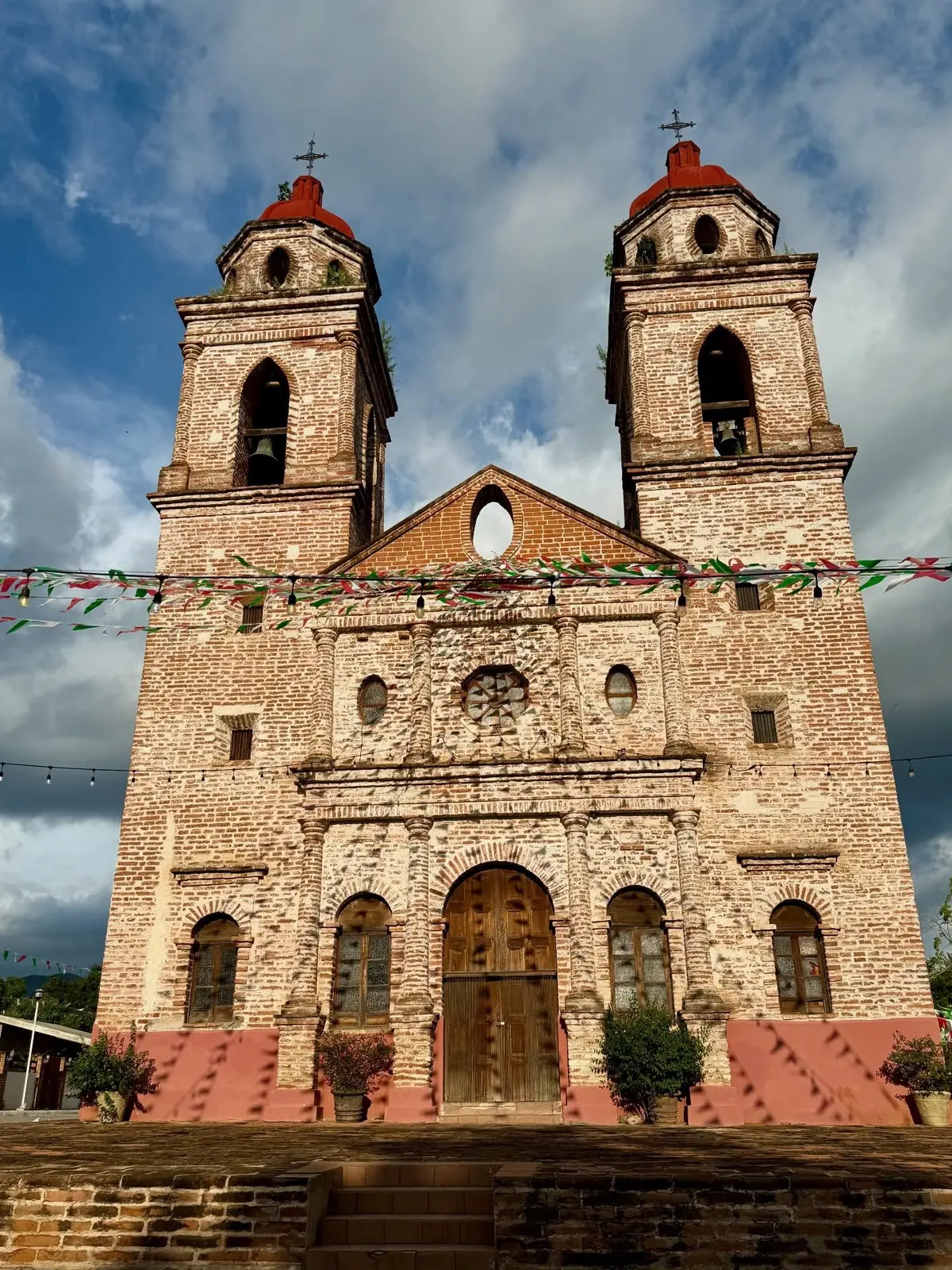 Iglesia en Imala.