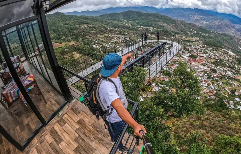 Mirador de Cristal de Ixtlán de Juárez en Oaxaca. Foto: cortesía.