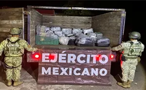 Aseguran fuerte arsenal y drogas durante cateo en Villas del Real, Culiacán