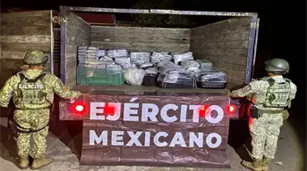 Aseguran fuerte arsenal y drogas durante cateo en Villas del Real, Culiacán