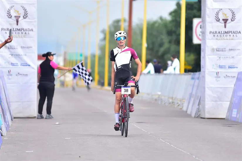Jorge Alberto Vidales Villa gana segunda medalla en Paralimpiada Nacional 2025. Foto: ISDE