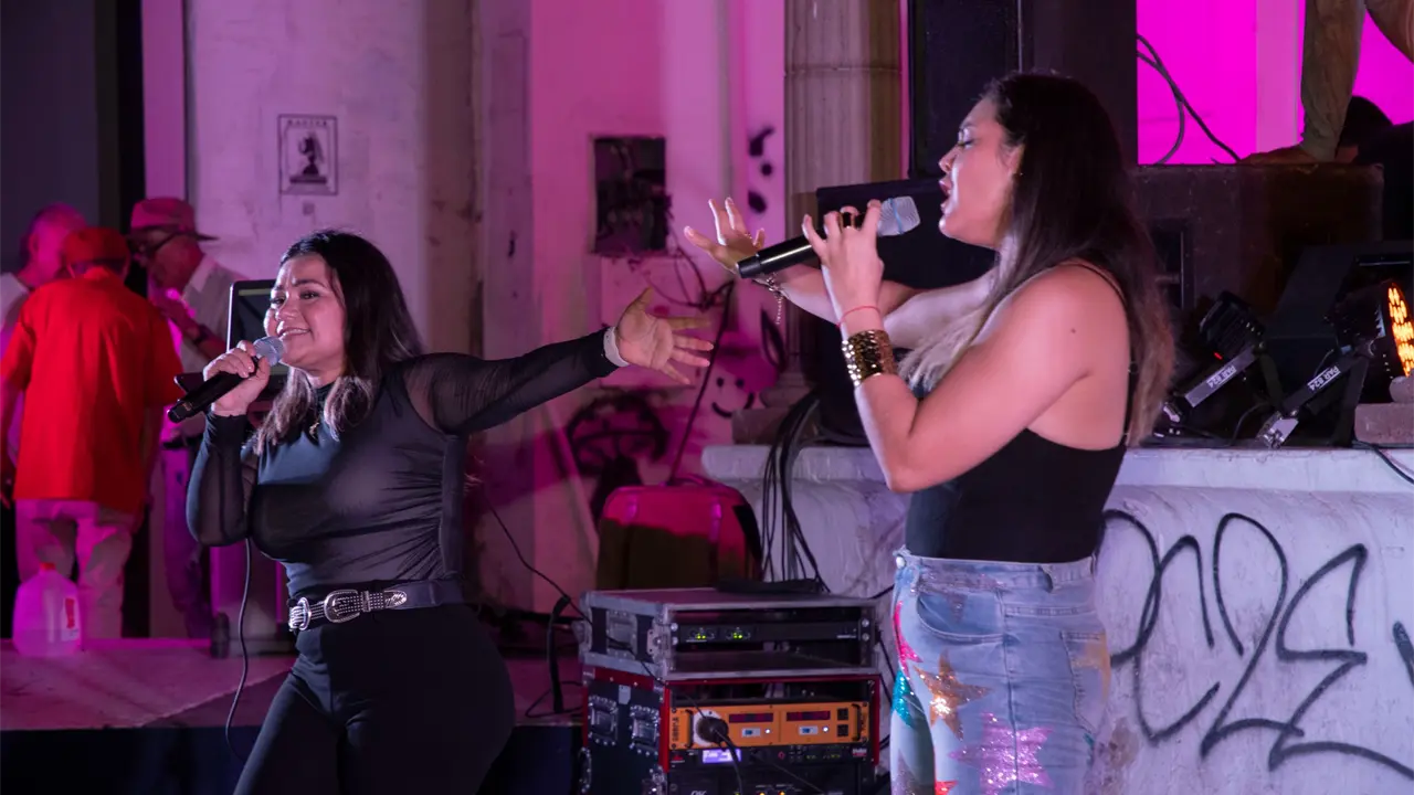 El Paseo del Ángel se convirtió en una gran pista de baile con las interpretaciones de los artistas invitados para celebrar el aniversario de Culiacán.