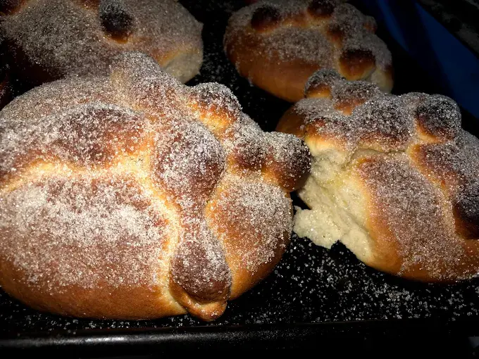 Prueba el rico pan de muerto de Panadería El Hornito. Foto: Cortesía.