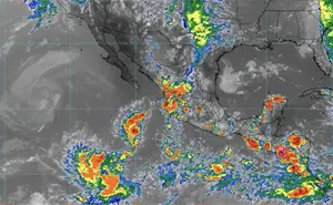 SMN: zona de baja presión en Guerrero podría generar fuertes lluvias y evolucionar a ciclón