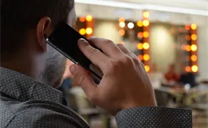 ¿Te llaman de la lada  +1 o +44 con trabajo en el extranjero? Podría ser fraude