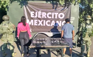 Un hombre y una mujer con presuntas drogas es detenida en filtro militar de Los Mochis