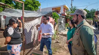 Familias de Culiacán reciben ayuda económica por daños de lluvias