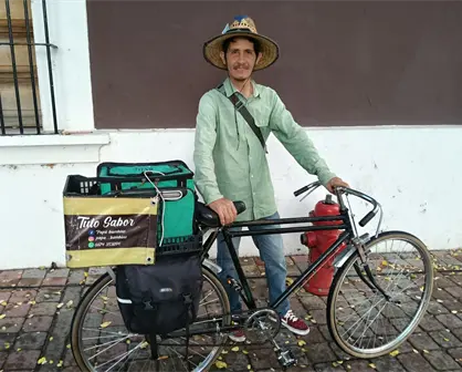 José Maday es el hombre que reparte baguettes y sueños en su bici por Culiacán