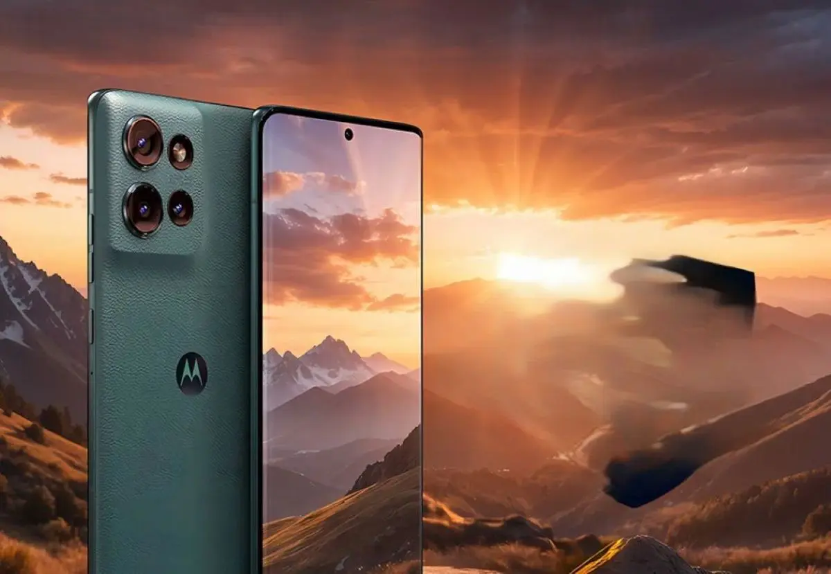 Motorola Edge 50 con cámara frontal de 32  megapíxeles. Foto: Cortesía