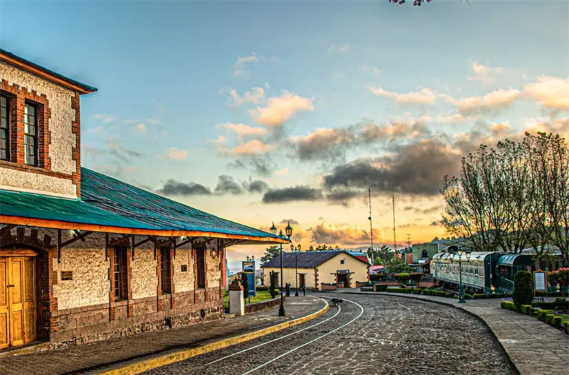 Antigua estación de trenes en el Pueblo Mágico El Oro. Foto: cortesía.
