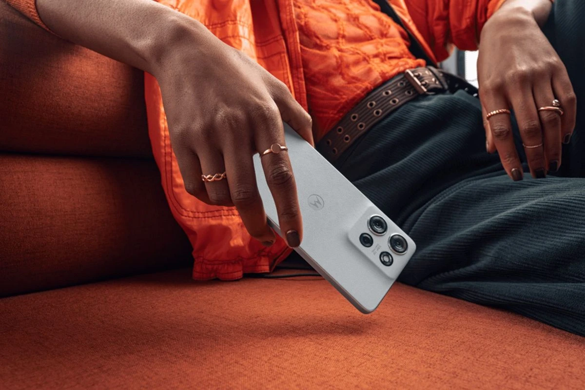El Motorola Moto G75 ofrece altavoces estéreos . Foto: Cortesía
