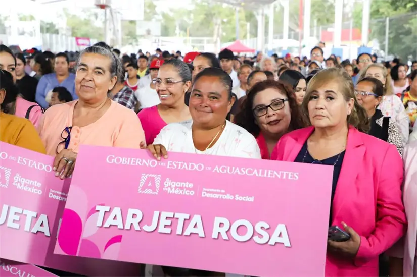 La Tarjeta Rosa es un programa social del estado de Aguascalientes. Foto: Cortesía.