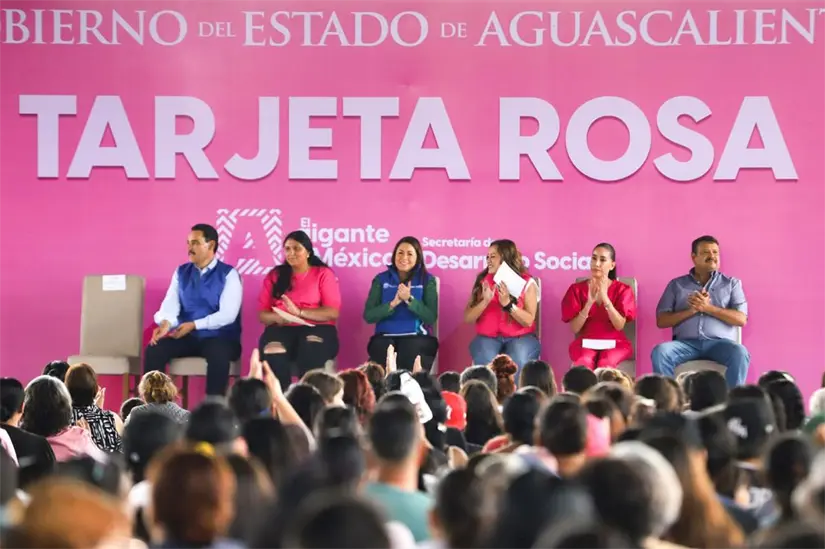 Estas son las personas que pueden ser beneficiarias de la Tarjeta Rosa en Aguascalientes. Foto: Cortesía.