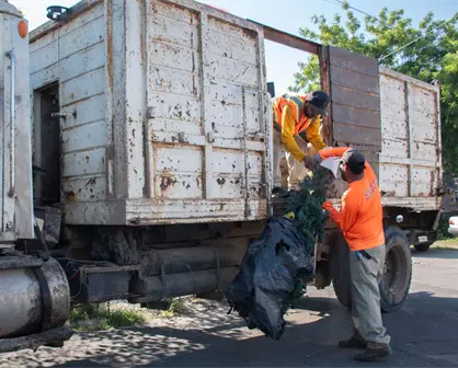Culiacán refuerza la prevención del dengue con jornada de descacharrización en Lomas de San Isidro