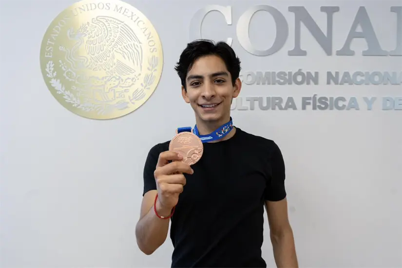 El joven continúa sorprendiendo con grandes resultados. Foto: CONADE
