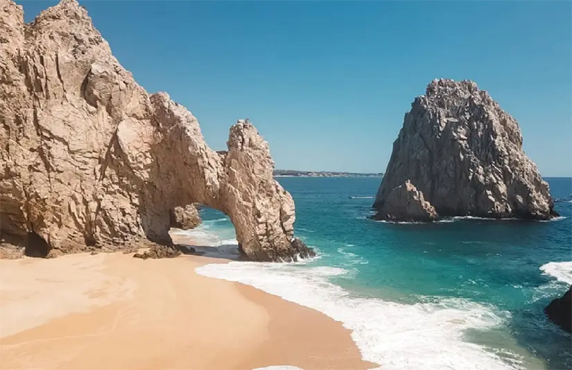 Los Cabos refuerza seguridad en zonas turísticas: advierten sobre el Arco