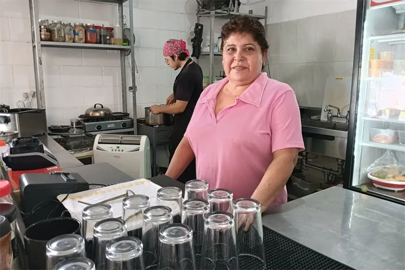 Los tacos encostrados y el de camarón roca son de los favoritos de los clientes de Gastro Pub.