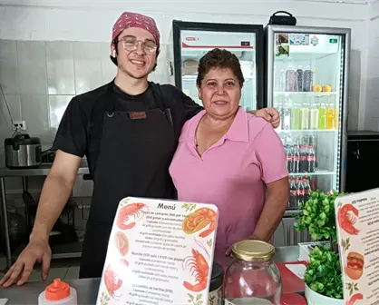 Con tacos y mariscos, Lorena y Diego reavivan el sabor en el Mercadito Tierra Blanca